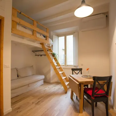 Casa Aristofane *